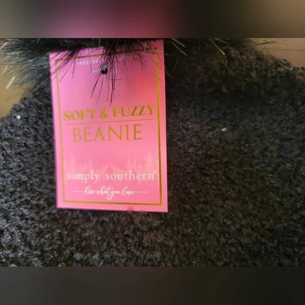 Soft‎ Beanie and Glove set NWT